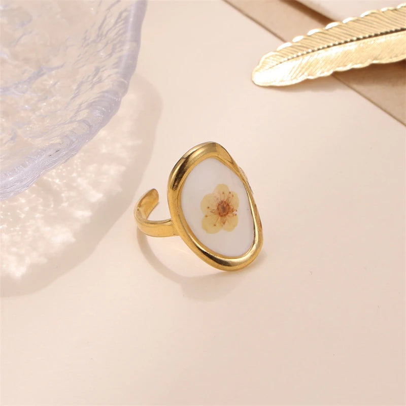 Eternal Flower Ring