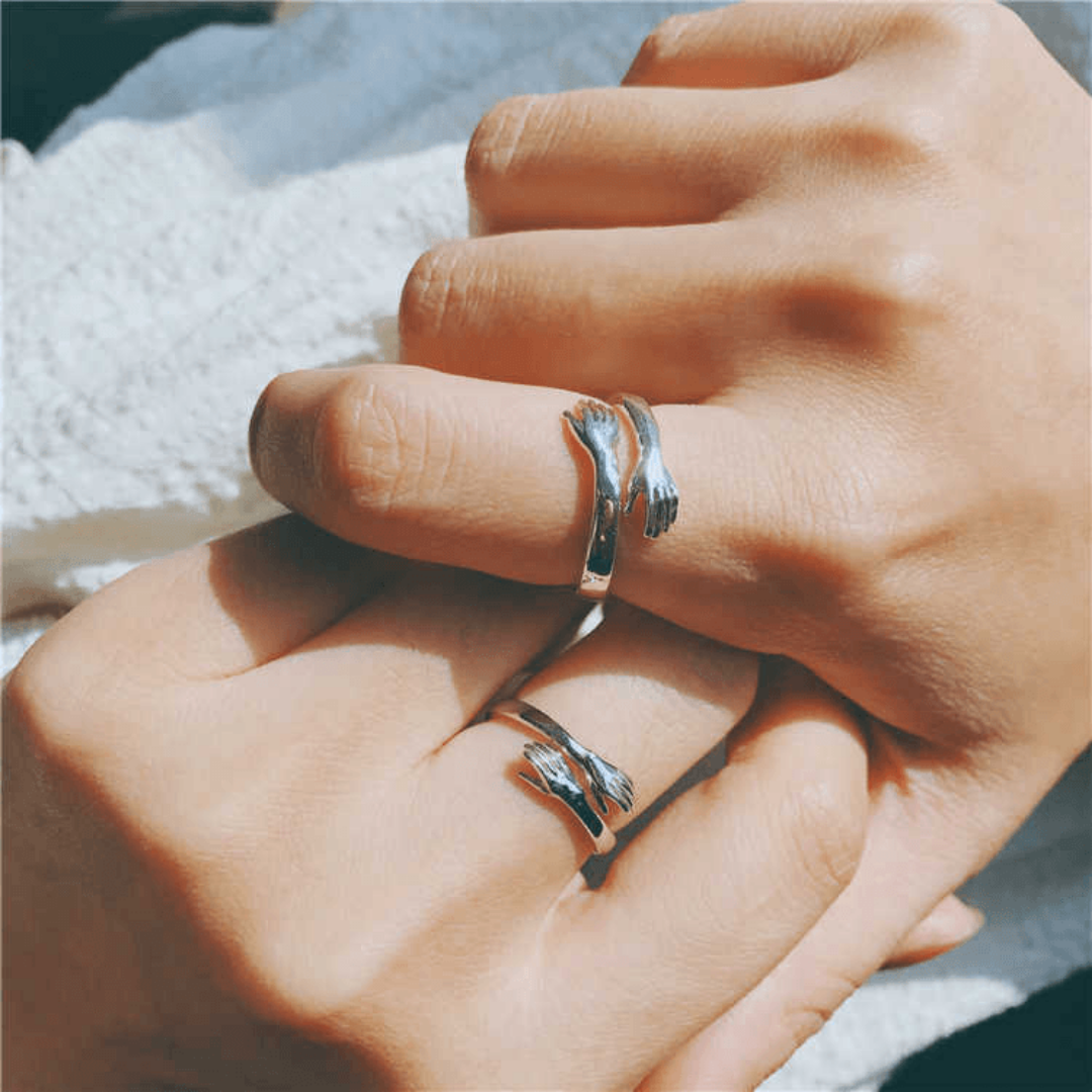 PURE SILVER LOVE HUGGING HAND RING