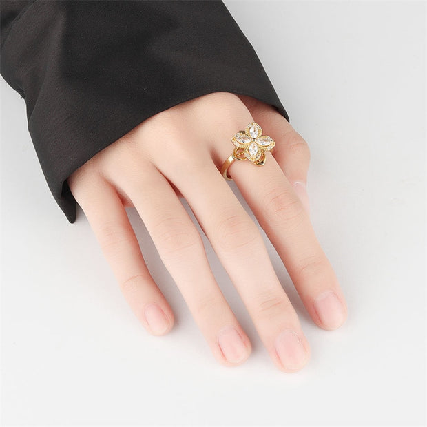 Sparkling Clover Anxiety Fidget Ring